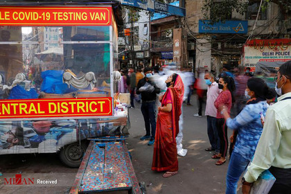 تست کرونا در خیابانهای هند.