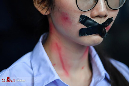 دانش آموزی تایلندی که مدعی است معلمش به او تجاوز کرده.