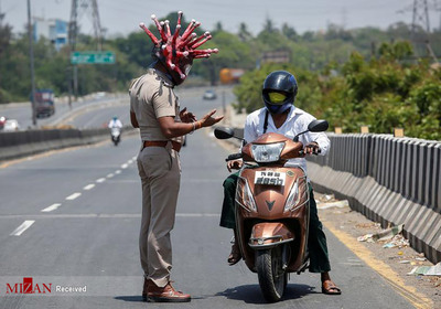 پلیس هند در دوران کرونا.