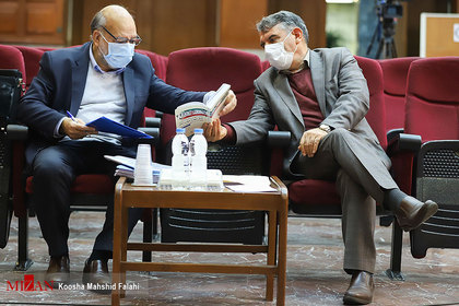 نخستین جلسه رسیدگی به اتهامات پوری حسینی