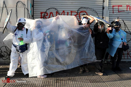 داوطلبان کادر درمان در اعتراضات شیلی.