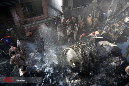 سقوط هواپیمایی در پاکستان.