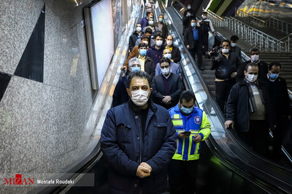 بازدید شبانه مسئولان مترو، آتش‌نشانی و اورژانس از مترو تهران
