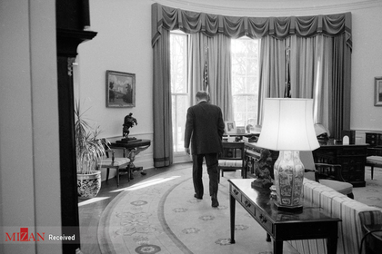 رئیس جمهور فورد، سال 1977 میلادی.
