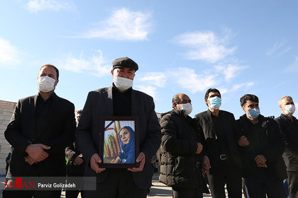 مراسم تشییع و تدفین اولین شهیده مدافع سلامت شهرستان اهر
