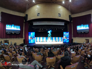 نشست خبری فیلم سینمایی منصور در ششمین روز از سی و نهمین جشنواره فیلم فجر