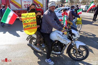 راهپیمایی خودرویی به مناسبت ۲۲ بهمن در بجنورد