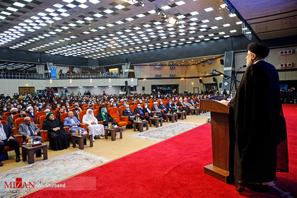 دیدار آیت الله رئیسی با اقشار مختلف مردم عراق