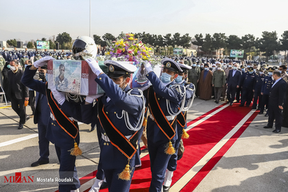 مراسم تشییع پیکر خلبان شهید بیرجند بیک‌محمدی از خلبانان دوره دفاع مقدس
