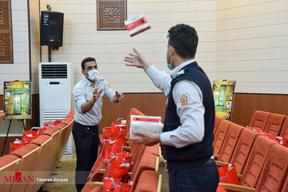 پنجمین رزمایش اهدای کمک‌های مومنانه آتش نشانان تهران
