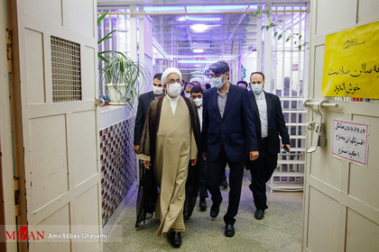 حضور دادستان کل کشور در ندامتگاه تهران بزرگ
