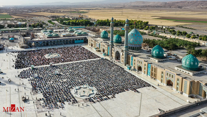 اقامه نماز عید سعید فطر - مسجد مقدس جمکران
