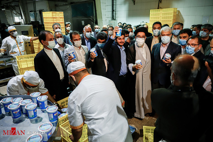 آیین بازگشایی کارخانه شیر وارنا با حضور رییس کل دادگستری تهران
