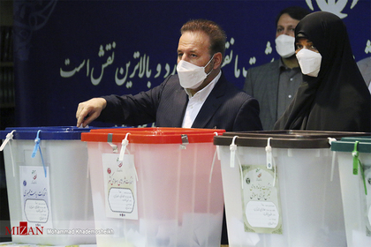 حضور محمود واعظی در انتخابات 1400