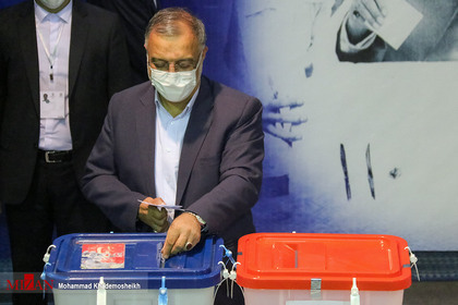 حضور علیرضا زاکانی در انتخابات 1400