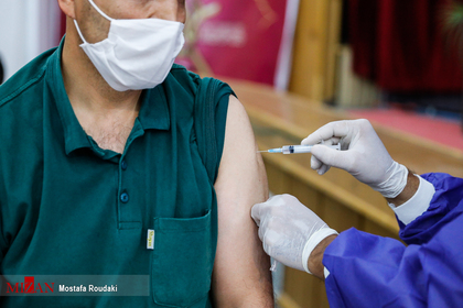 واکسیناسیون زندانیان علیه ویروس کرونا
