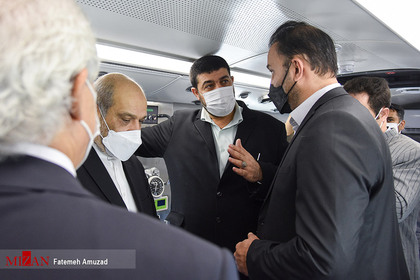رونمایی از اولین اتوبوس آمبولانس ساخت ایران
