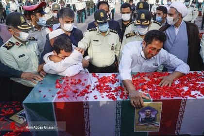 مراسم تشییع پیکر سرباز وظیفه شهید عبدالجبار مختوم نژاد