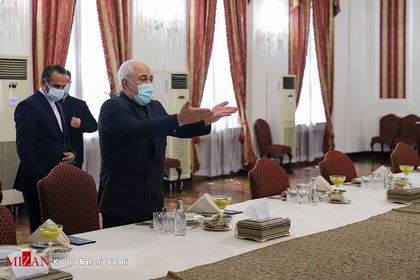 دیدار محمد جواد ظریف وزیر امور خارجه ایران با فواد حسین وزیر امور خارجه عراق 
