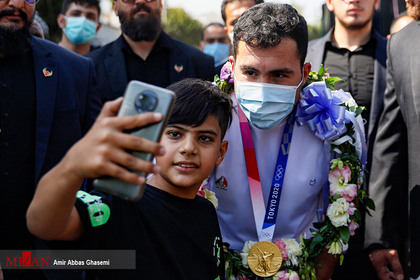 استقبال از  سجاد گنج زاده قهرمان کاراته المپیک ۲۰۲۰ توکیو در اسلامشهر