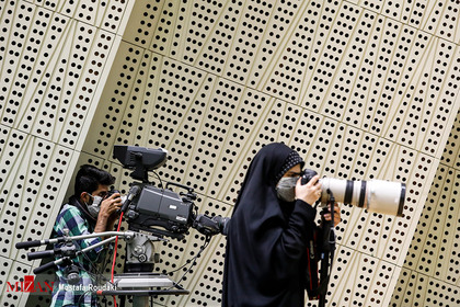 حضور عکاسان در دومین جلسه بررسی صلاحیت وزرای پیشنهادی دولت سیزدهم