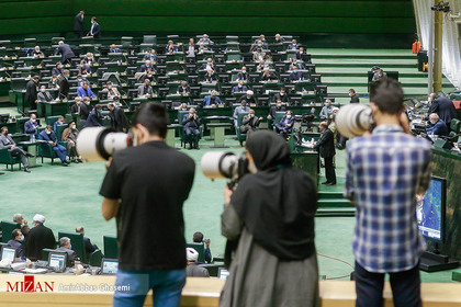 حضور عکاسان در سومین روز از جلسه بررسی صلاحیت وزرای پیشنهادی دولت سیزدهم
