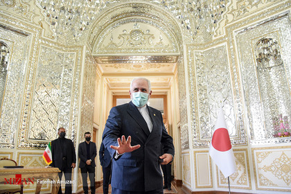 دیدار ظریف با وزیر امور خارجه ژاپن