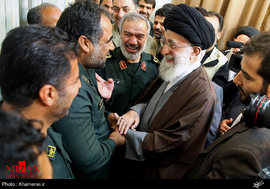 دیدار پاسدارانی که متجاوزان امریکایی به آبهای ایران را بازداشت کردند با مقام معظم رهبری