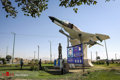 مراسم فارغ التحصیلی خلبانان هواپیما‌های شکاری اف ۴ - همدان
