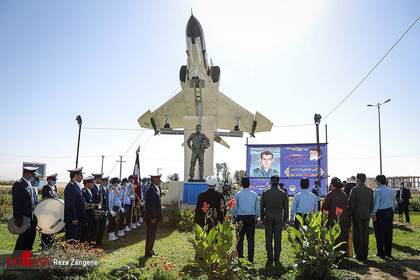 مراسم فارغ التحصیلی خلبانان هواپیما‌های شکاری اف ۴ - همدان