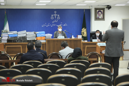 پنجمین جلسه دادگاه رسیدگی به پرونده موسوم به ثبت سفارش خودرو
