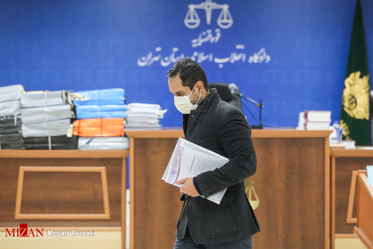 دهمین جلسه دادگاه رسیدگی به پرونده موسوم به ثبت سفارش خودرو
