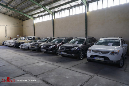 بازدید دادستان کل کشوراز پارکینگ خودرو‌های توقیفی مرتبط با پرونده‌های مواد مخدر

