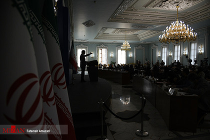حضور خبرنگاران در نشست خبری سخنگوی وزارت امور خارجه
