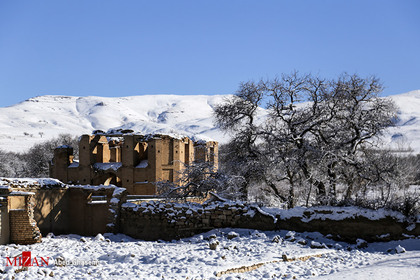 بارش برف در روستای یولقون آغاج - تکاب
