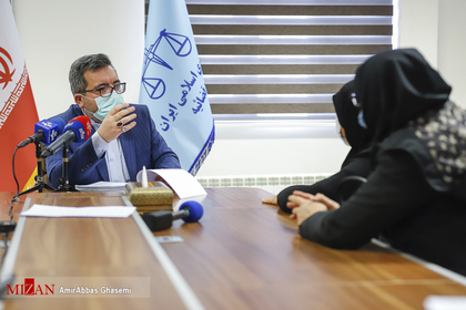 ملاقات مردمی رئیس سازمان ثبت اسناد و املاک کشور در مرکز ارتباطات مردمی قوه قضاییه
