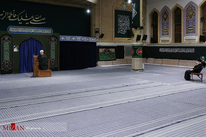اولین شب مراسم عزاداری حضرت فاطمه زهرا (سلام‌الله‌علیها) در حسینیه امام خمینی