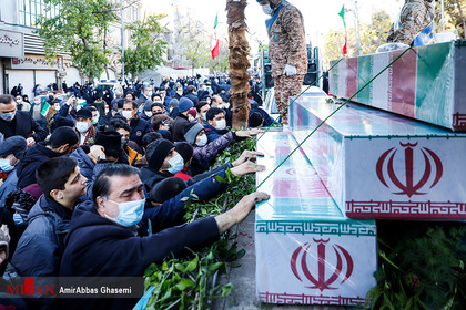 مراسم تشییع ۱۵۰ شهید دفاع مقدس در تهران
