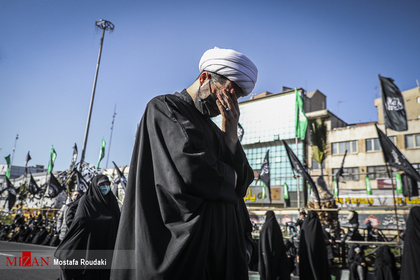 مراسم عزاداری روز شهادت حضرت زهرا (سلام الله علیها) در میدان هفت تیر
