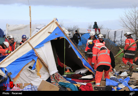 آتش زدن چادرهای مهاجران در فرانسه‎