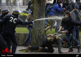 درگیری معترضان و پلیس فرانسه بر سر اصلاحات قانون کار