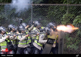 درگیری دانشجویان با پلیس ونزوئلا