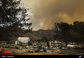 ویرانه های آتش سوزی در کالیفرنیا