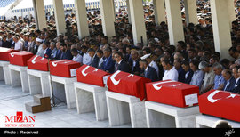 مراسم تشییع جنازه کشته‌ شدگان کودتای ترکیه
