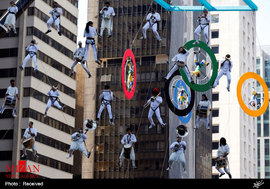آکروبات بازی در برزیل به مناسبت المپیک