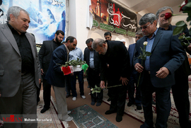 حضور رئیس مجلس شورای اسلامی در گلزار شهدا