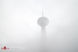 پایتخت مه آلود
