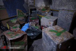 دپوی گاو صندوق هایی که از زیر آوار خارج شده اند
 شماره گذاری گاوصندوق ها توسط پلیس
