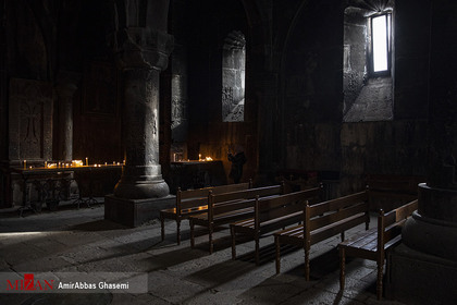 صومعه گغارد در استان کوتایک ارمنستان قرار دارد. این صومعه بخشی از کوه مجاور آن است که از سنگ تراشیده شده و در فهرست میراث جهانی یونسکو به ثبت رسیده‌است. اولین بنای این صومعه در سال ۱۲۱۵ میلادی ساخته شد.
