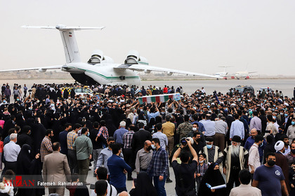 استقبال از پیکر مطهر شهید احسان کربلایی پور در فرودگاه اهواز‎‎